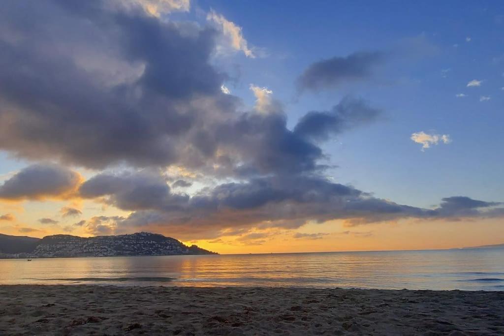 Sunsetmare Vacational Apartment Roses Exterior foto